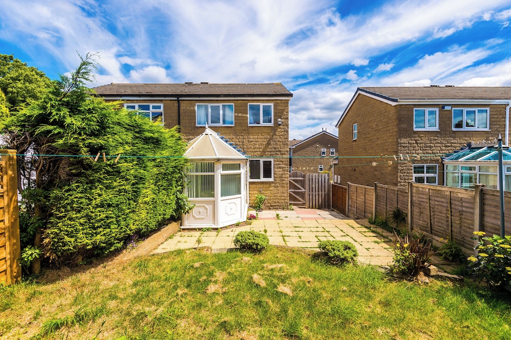 Comfortable Stay - Royd Croft