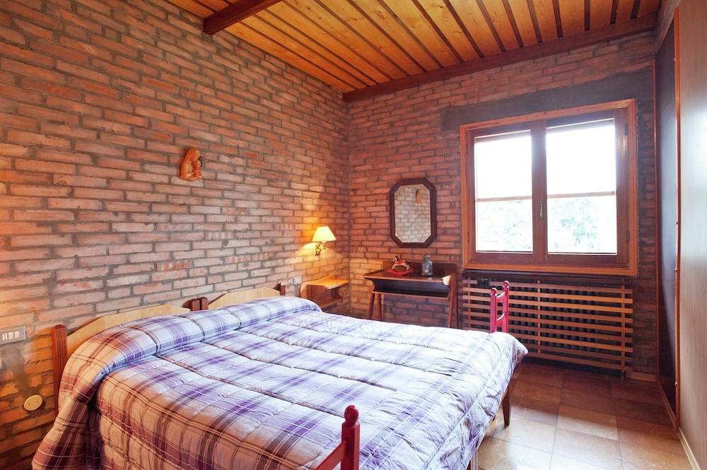 Boutique Villa with Sauna near Cesena view 3