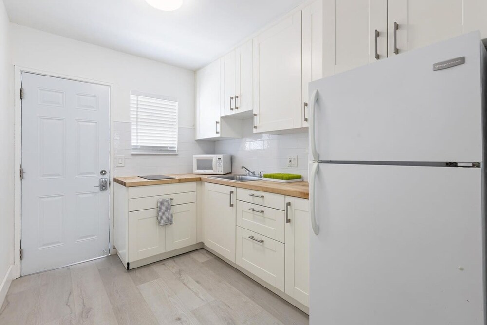 Victoria Park Unique Studio Close to Las Olas Blvd