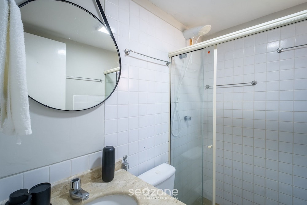 Condominium With Gym and Pool in Guarajuba - Camacari GSH
