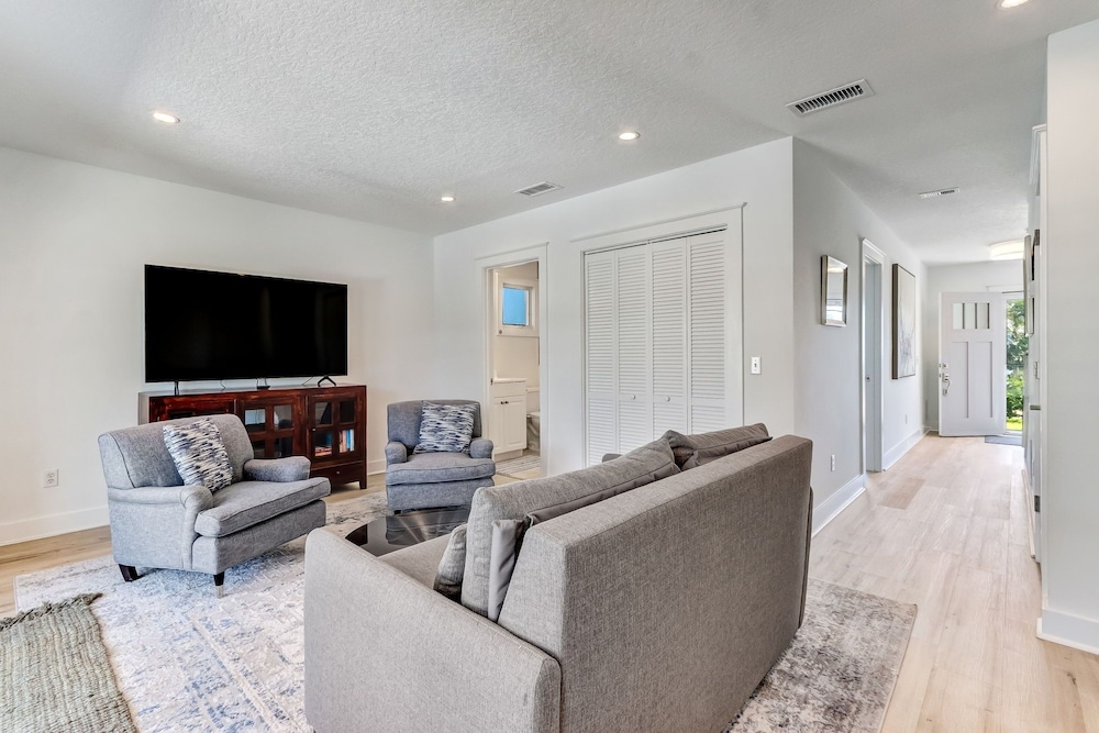 2319 S Fletcher 3 Bedroom Home