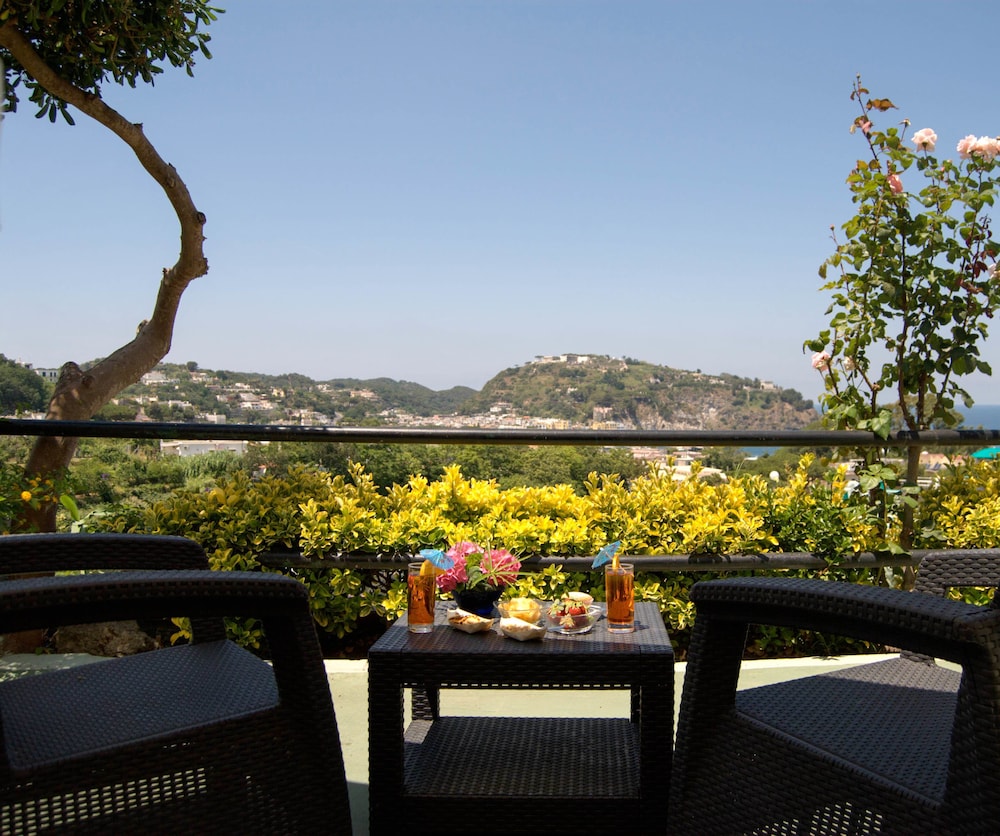 Villa Raffaela B&B