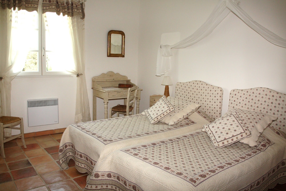 La Maison de Marie view 2