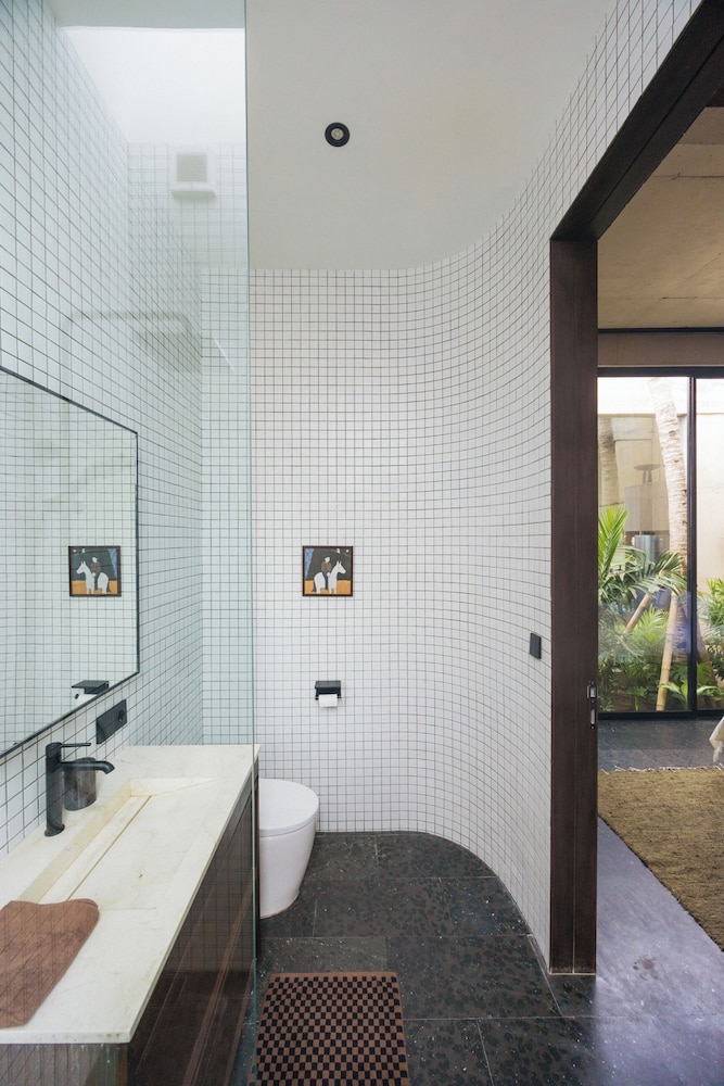 Villa Mor by Alfred in Bali