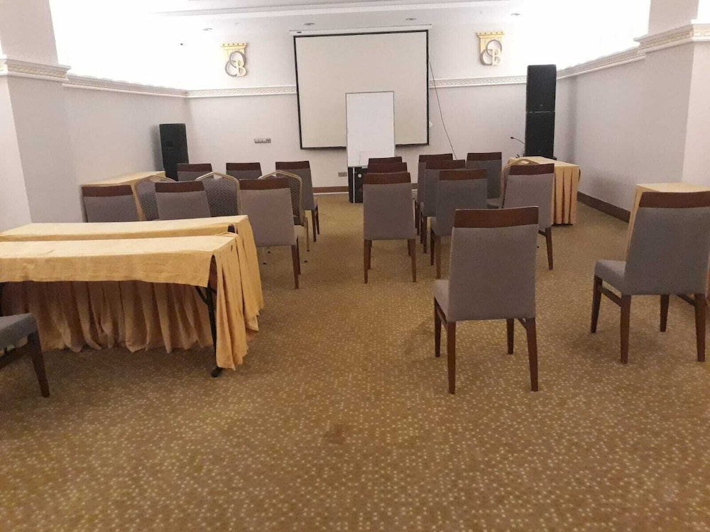 meeting & event spaces