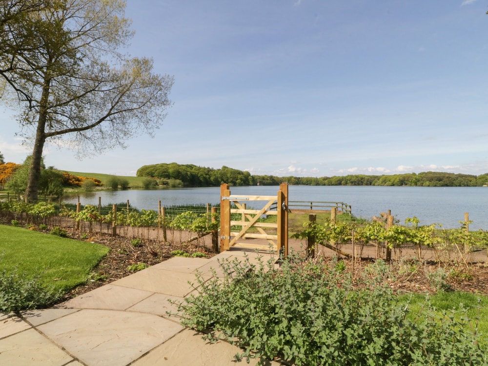 Tarn End Cottages 12