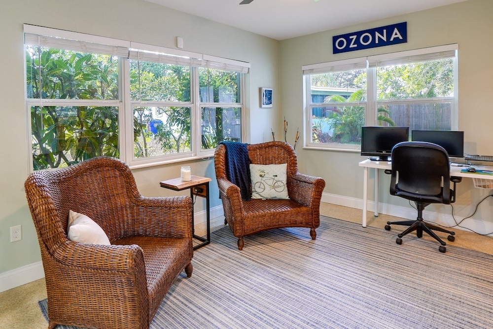 Breezy Florida Retreat w/ Patio, Grill & Fire Pit! view 5