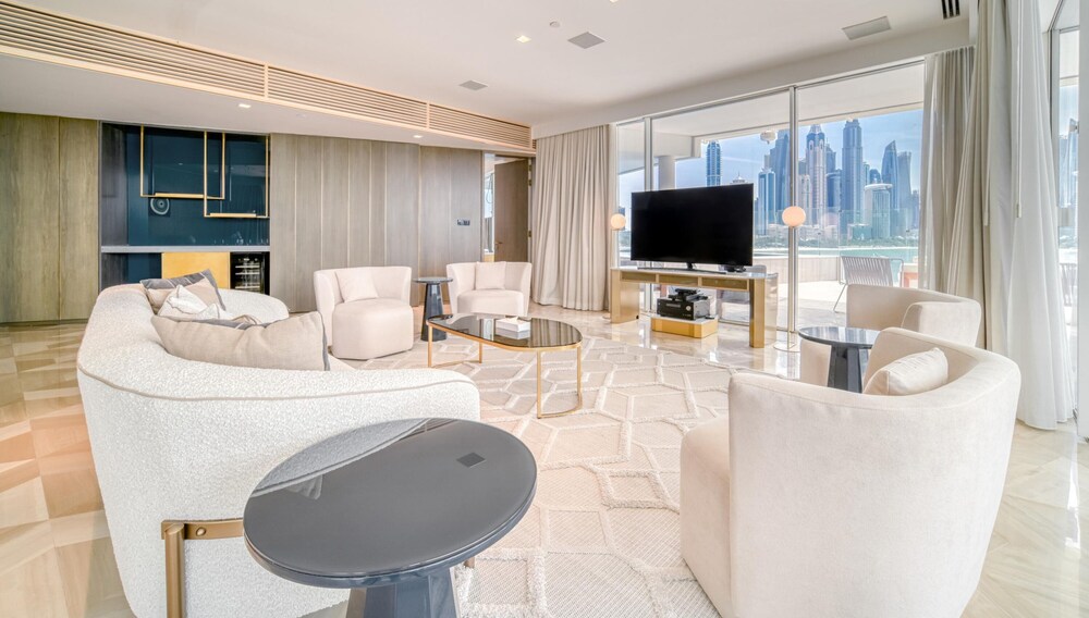 Five Palm Jumeirah 4BR Penthouse w Private Pool