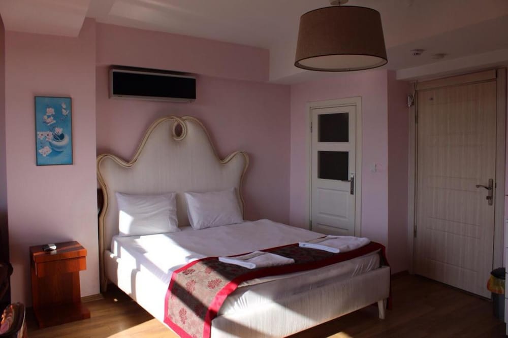 Bude Suit - Image 13