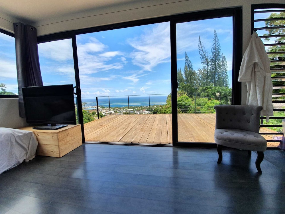 Bounty Lodge view 4