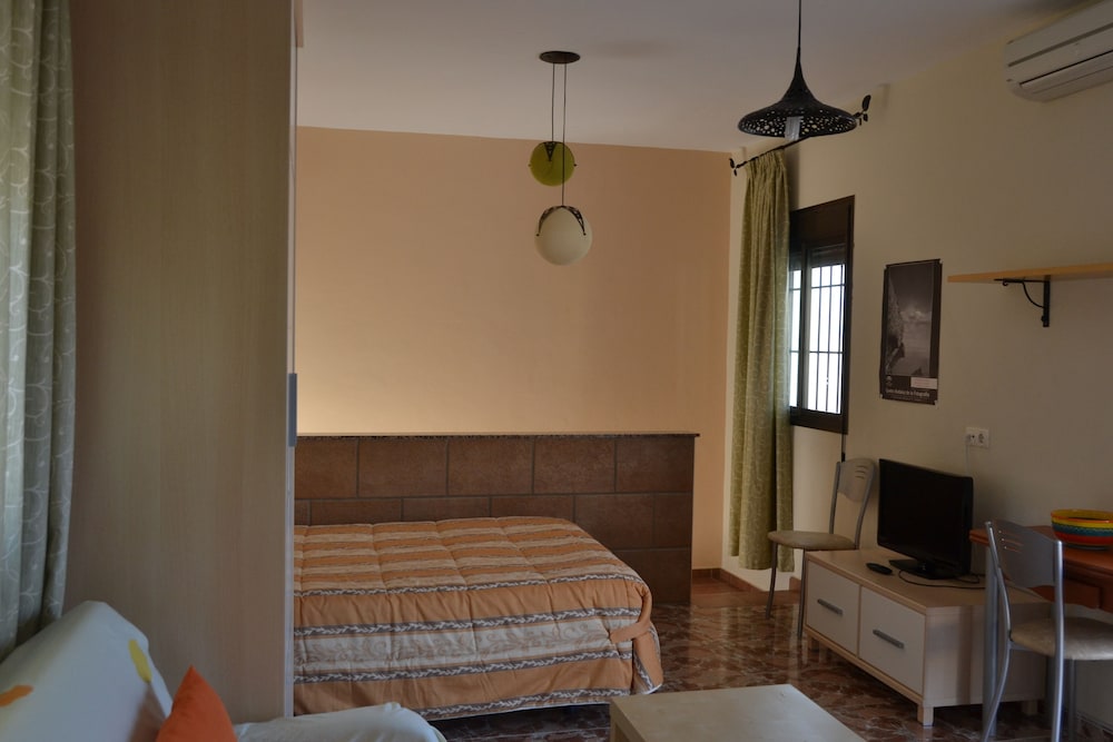 Casas María Carmona