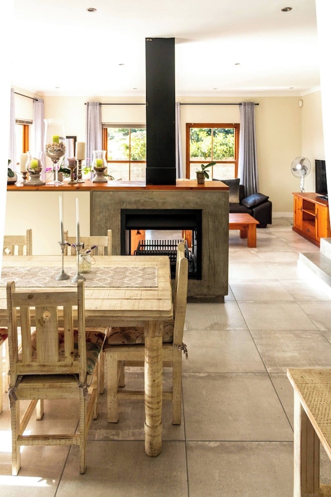 Serene Langebaan Getaway With Garden Views
