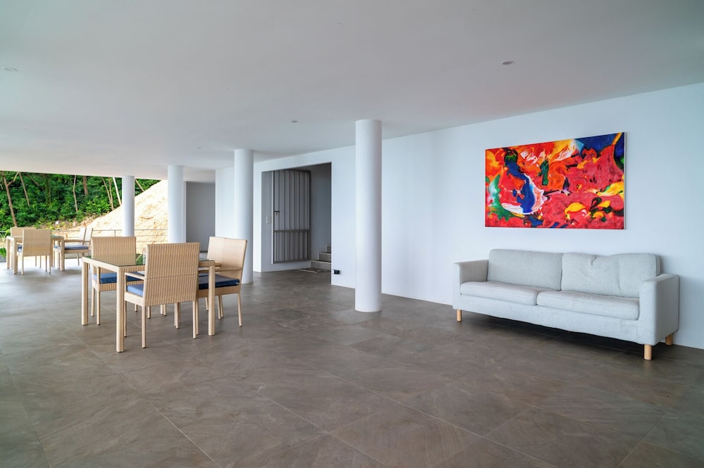 2bed SeaView Apartment in Bang Por KBR36