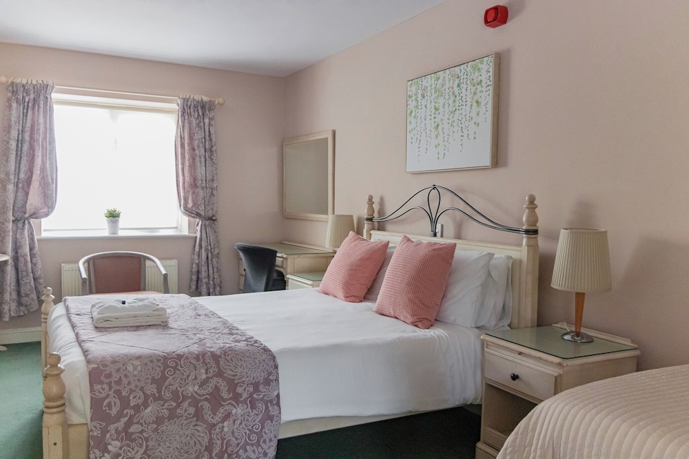 Yeovil Vacations - Northover Manor Hotel - Property Image 33