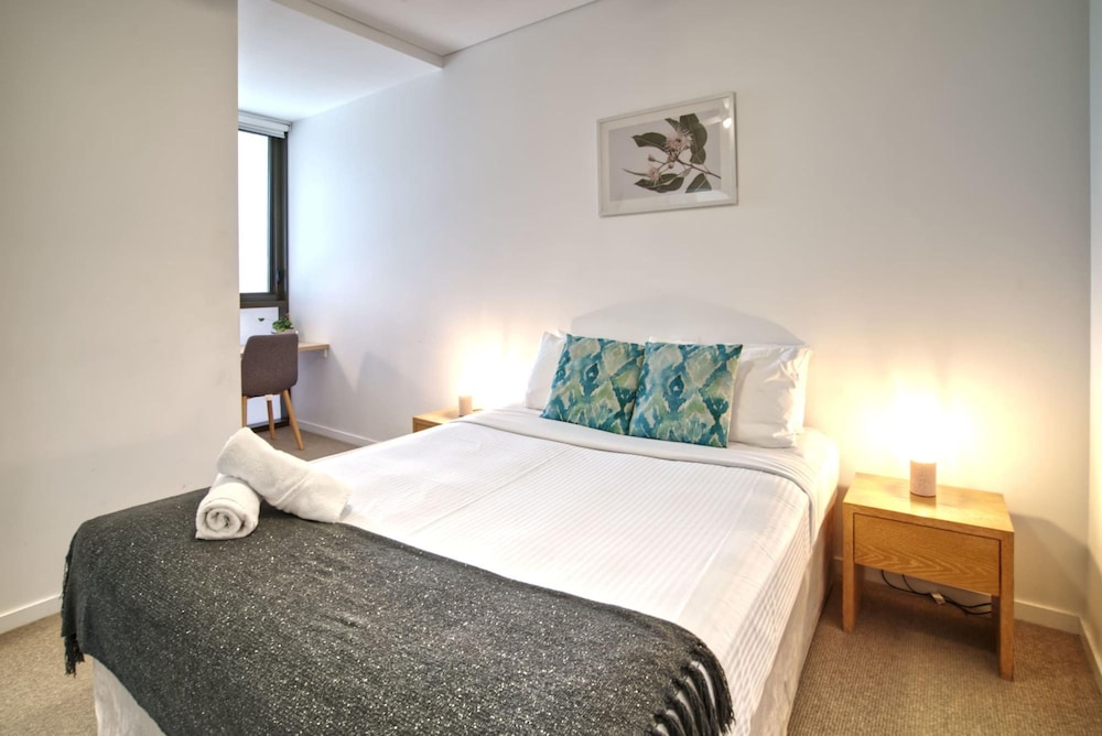 2BR Food Drink Hub Gym Pool Views Roof Terrace view 4