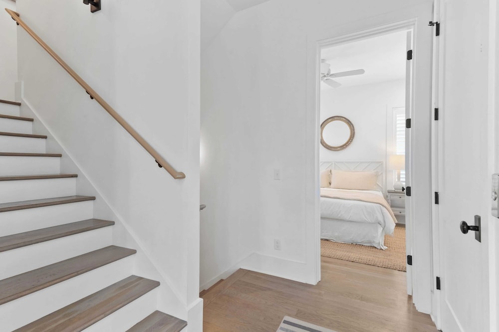 Grayt Digs by Avantstay Next to Beach, Oceanview
