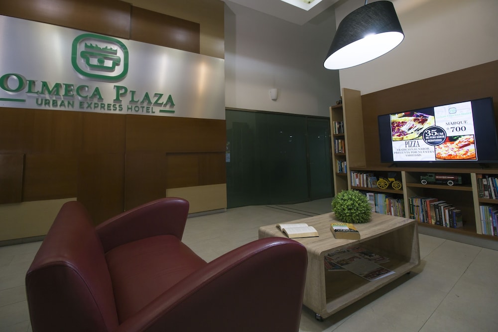 Villahermosa Vacations - Olmeca Plaza Urban Express - Property Image 2