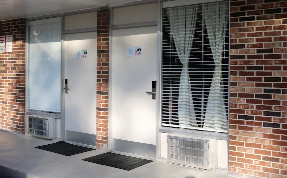 Hotel Magic Key (No Resort Fee) - Image 1