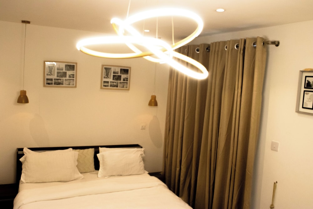EBS LEGEND ONE BEDROOM DUPLUX embassy