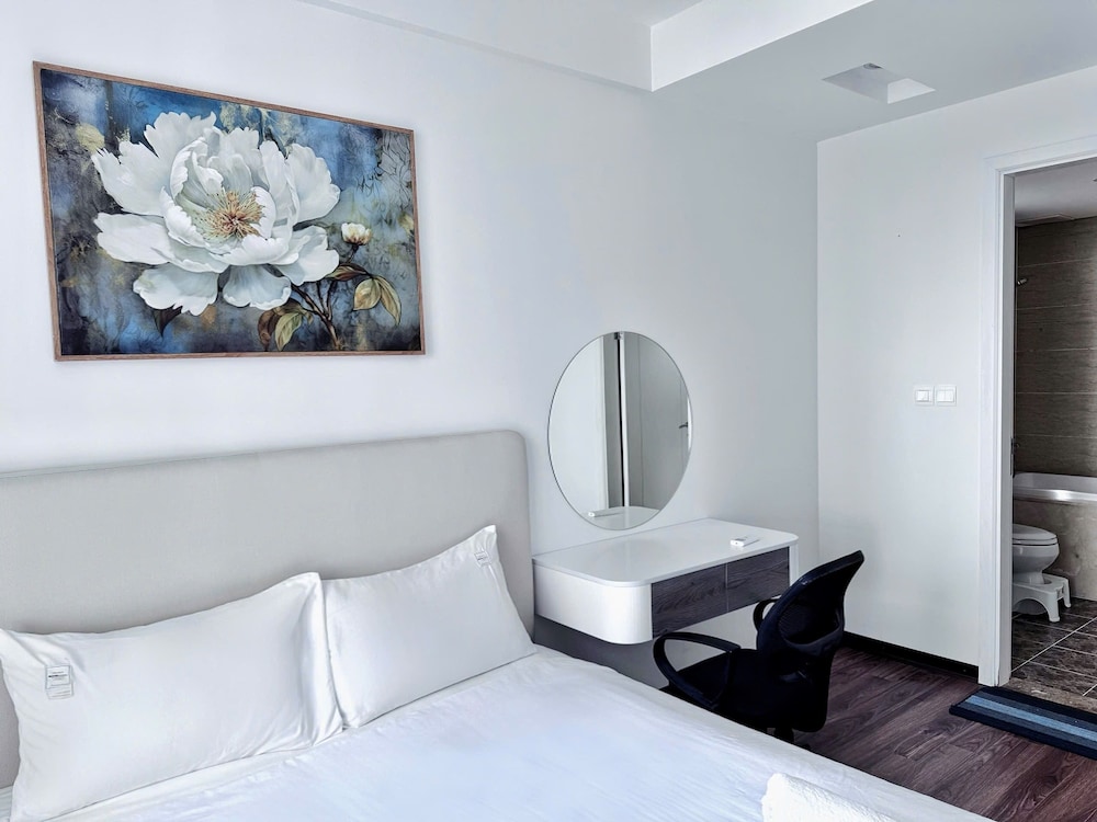 Vinhomes D'Capital Paradise Apartment