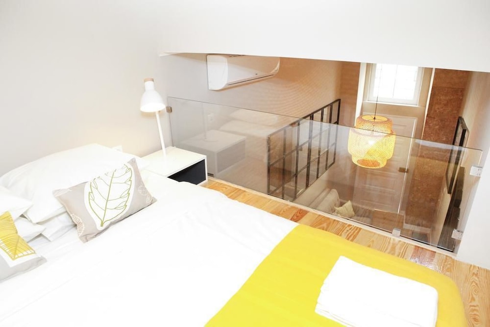 Flores Guest House