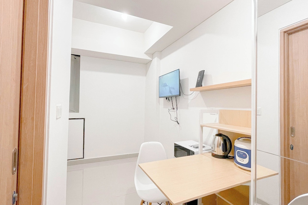 Good Deal Studio Room (No Kitchen) Bandaraya - Tallasa City Makassar Apartment
