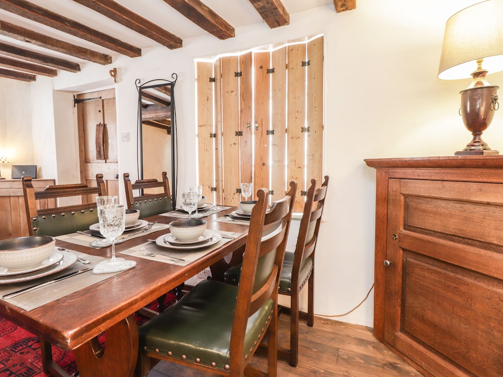 Tudor Cottage