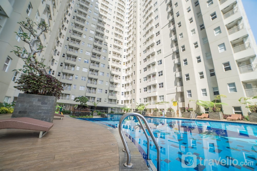 The Metropolitan Manor Studio Apartment At Parahyangan Residence