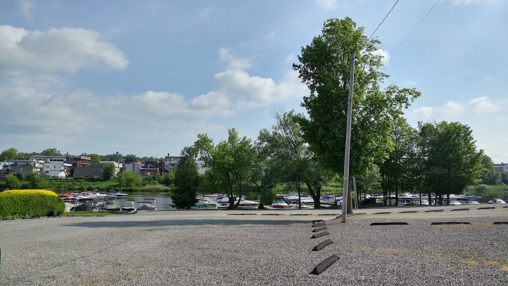 Motel de l'Outlet