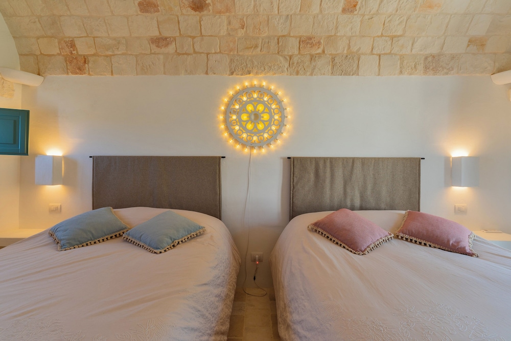 Trullo Pietra Rossa with Pool by Wonderful Italy