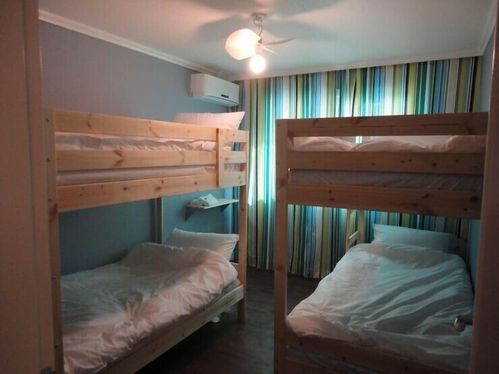 Xeromine - Hostel