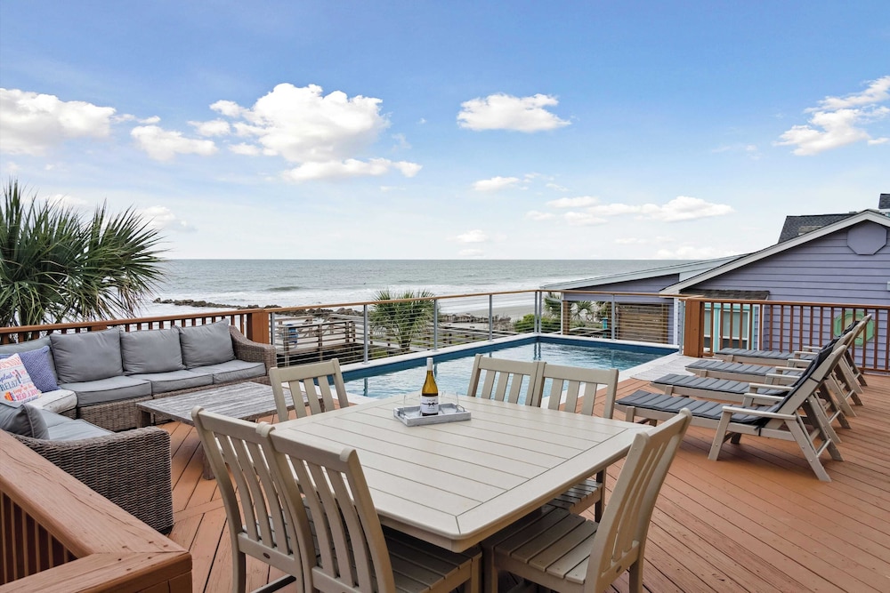 Oceanfront w/ Pool, Panoramic Deck Views, 5bdr Folly Ocean Breeze by Avantstay