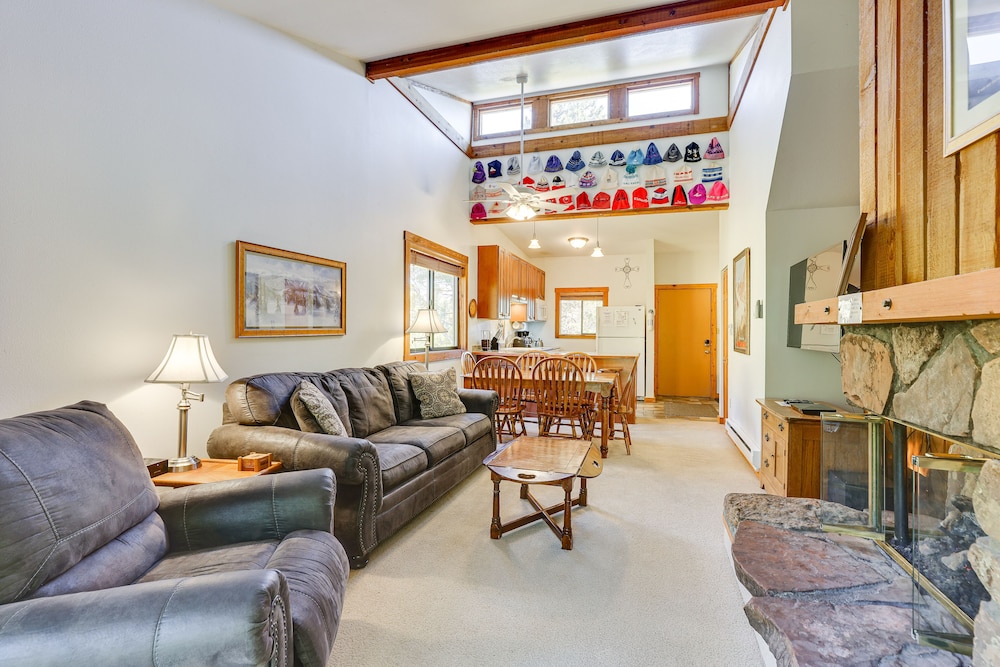 Updated Winter Park Condo w/ Indoor Heated Pool!