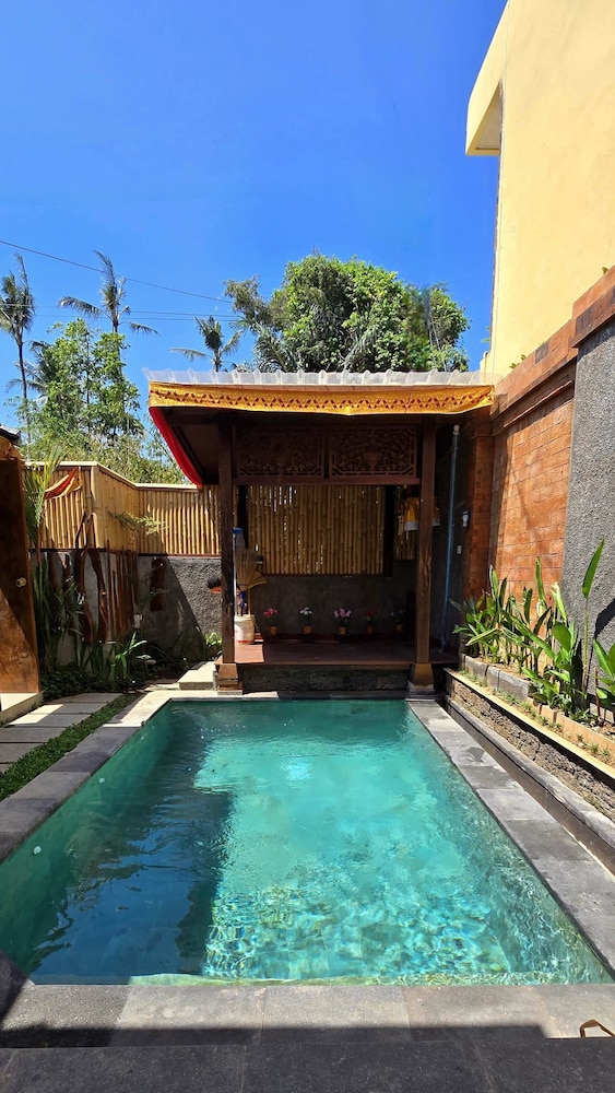 Tutde Guest House