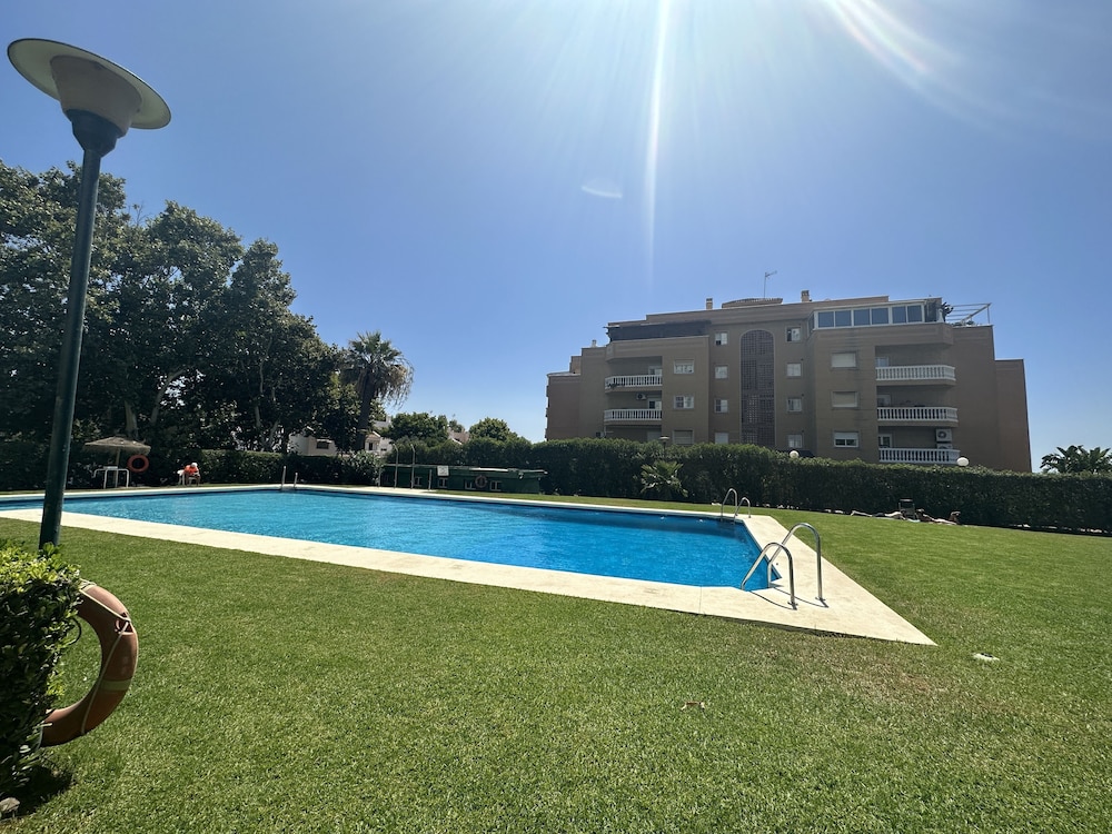 Sunstay Guadalmar Loft Seaview