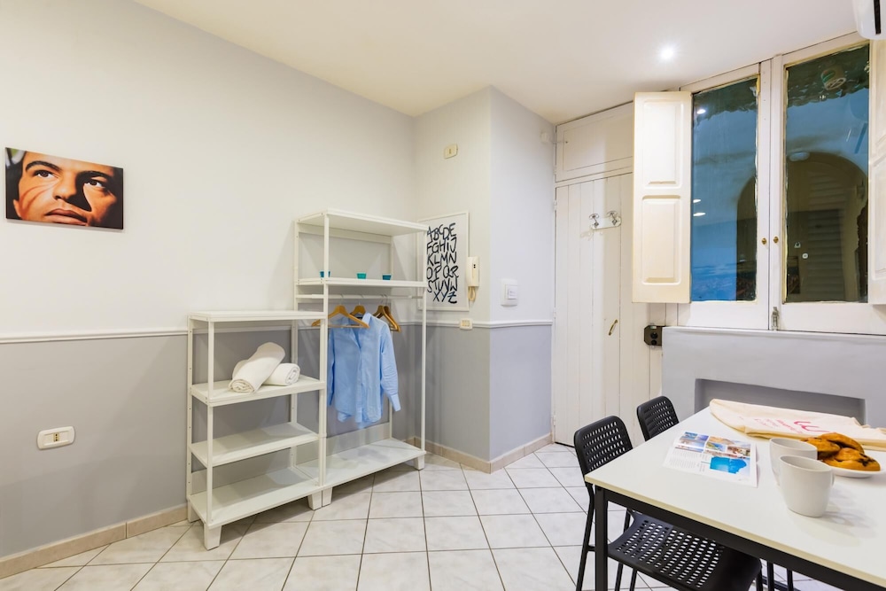 Ventaglieri Ground Floor Studio Apartment by Wonderful Italy