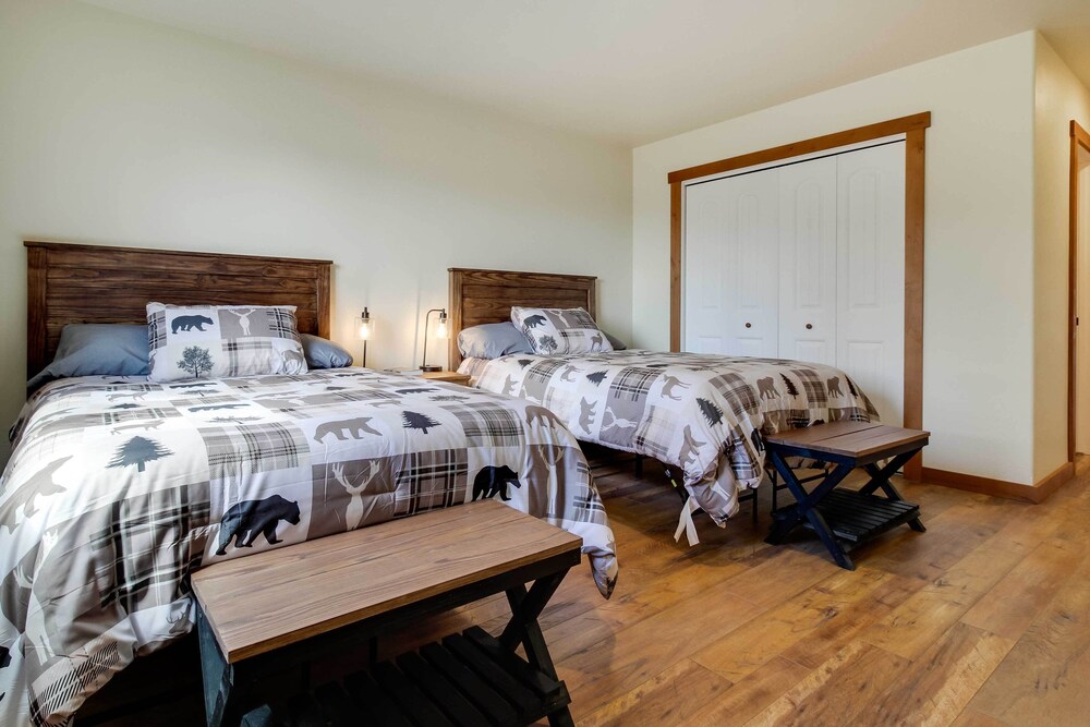 Miscellaneous Market Vacations - Beautiful Jefferson River Cabin w/ Mountain Views! - Property Image 4