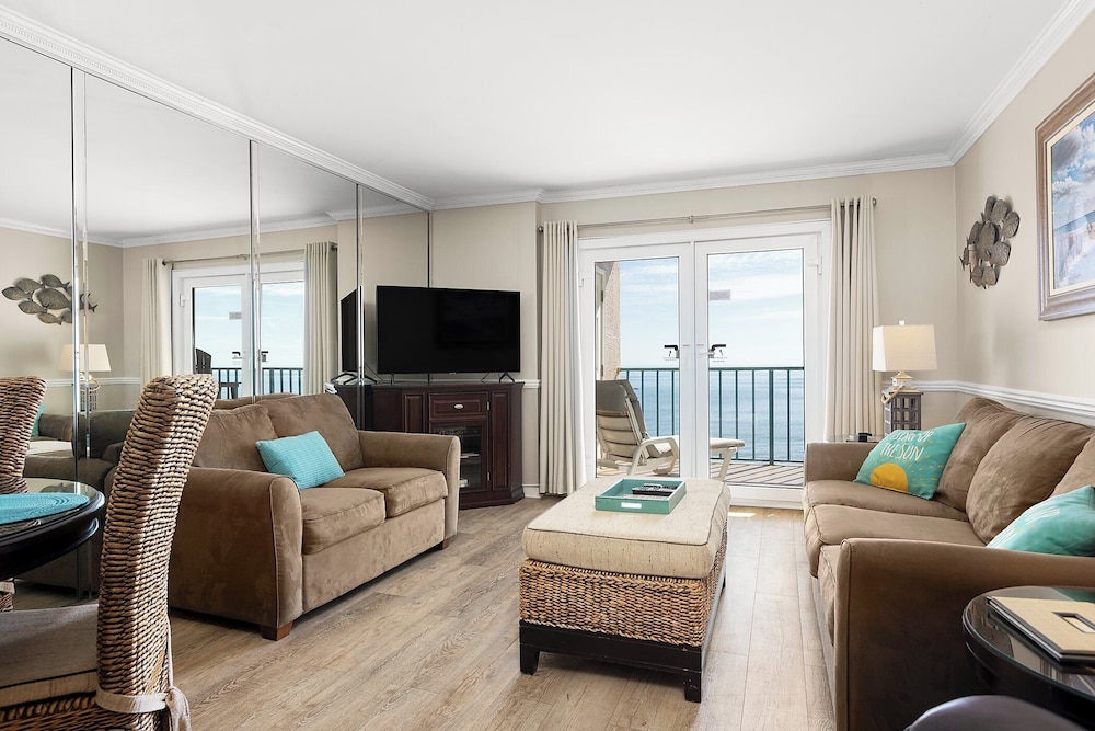 Surfside Shores by Southern Vacation Rentals
