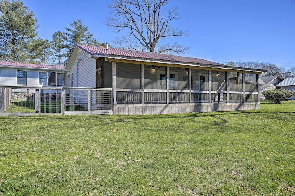 Peaceful Gem Near Cloudland Canyon State Park - Property Image 4