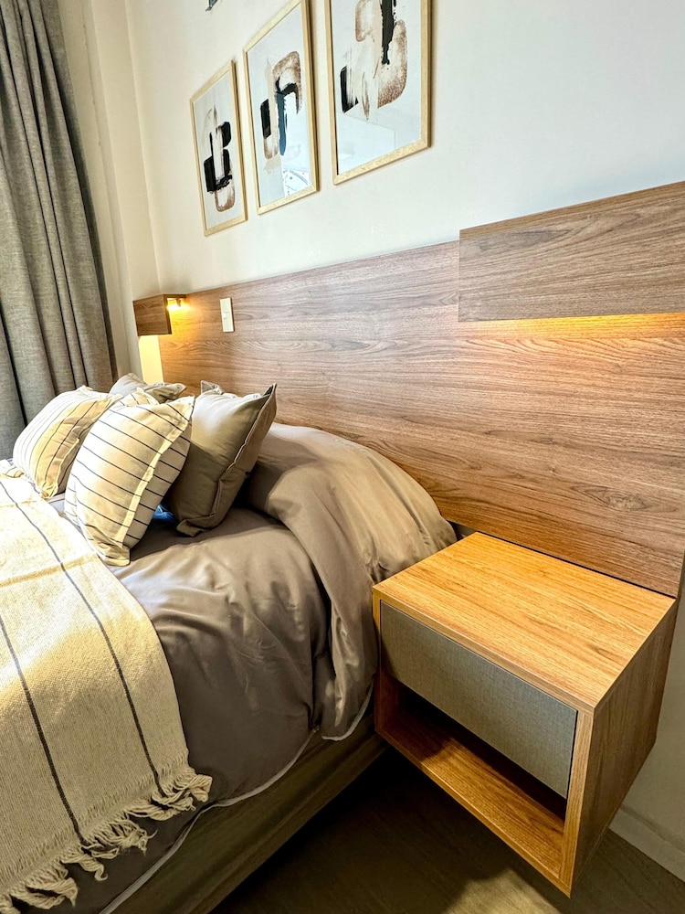 CloudBA Oro Soho Apartments