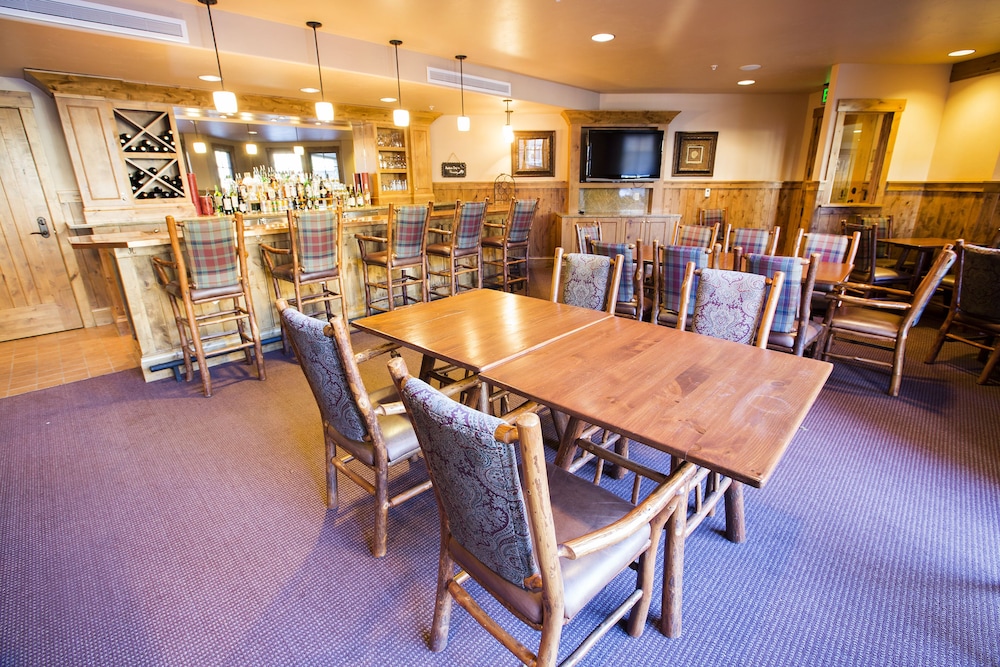 WestWall Lodge - Property Image 161