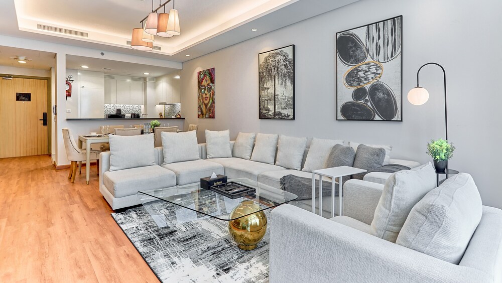 bnbme | Paramount Hotel Midtown | 2 Bdr