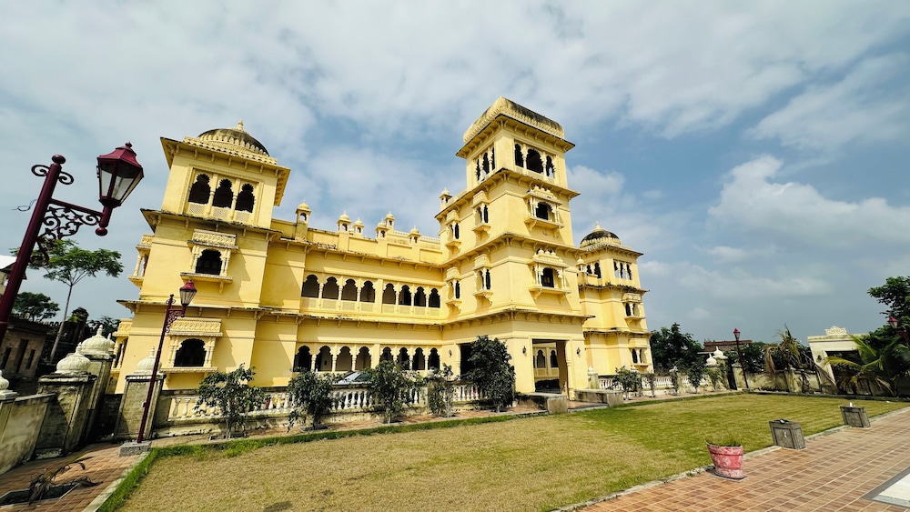 Rajgadhh Palace Resort
