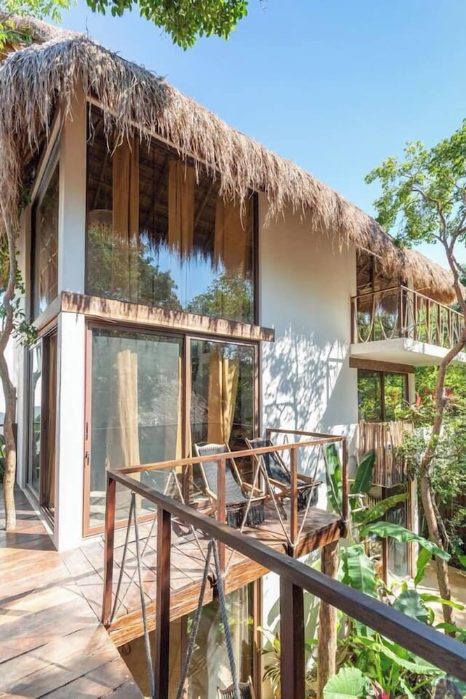 Ikal Bungalows