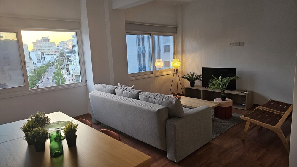 142 NIC 2 - Stay City Life 2 Apartment