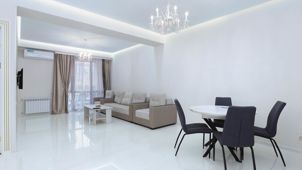 Stay Inn on Koghbatsi Str. 16