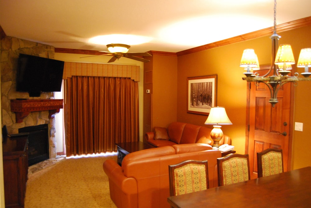 White Pines 2-BD at Westgate - Snowonder