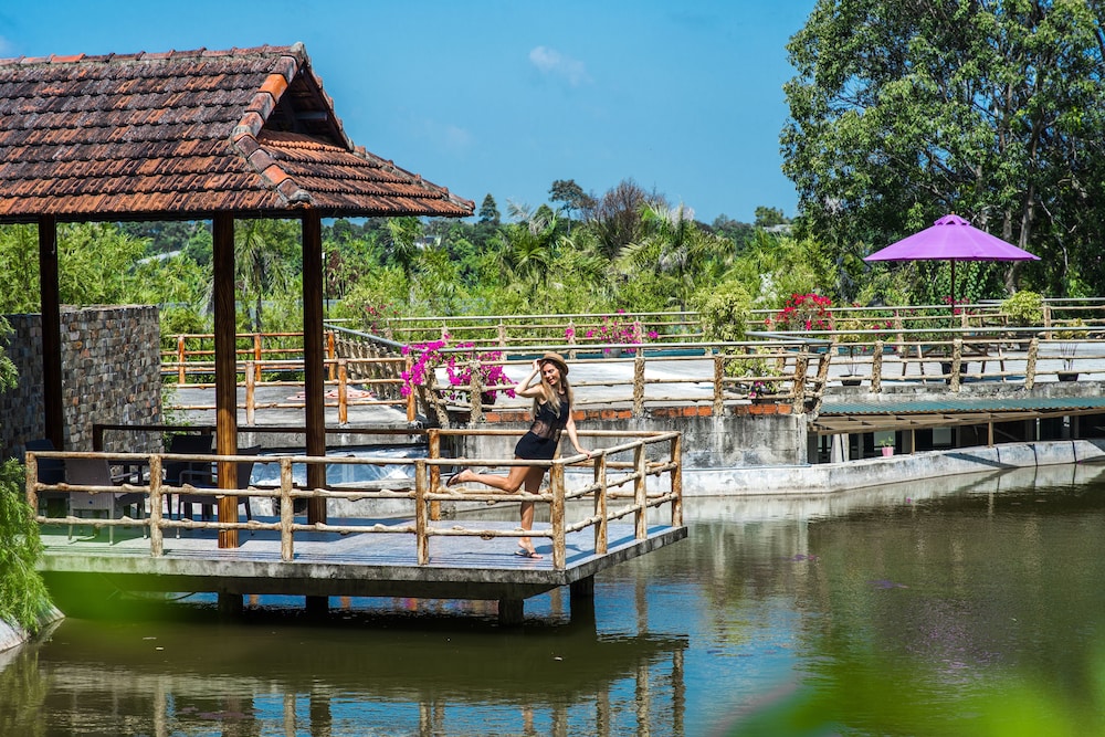 Sankofa Village Hill resort and Spa