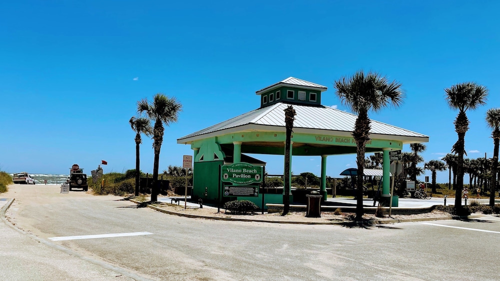Magic Beach Motel