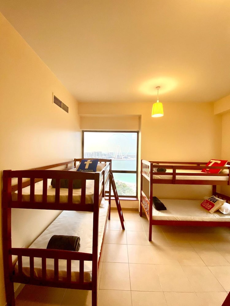 Bombay Backpackers DXB - Adults Only